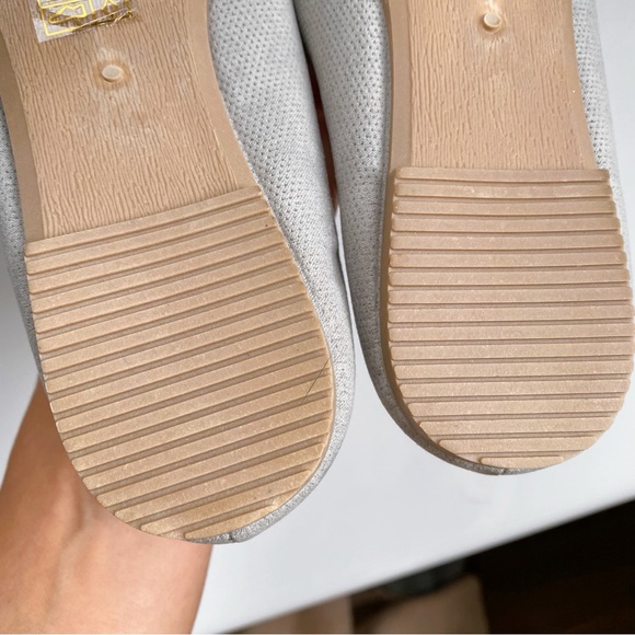 🍂 FESTIVE GREY SILVER TRIM ROUND TOE FLATS! - Picture 8 of 14
